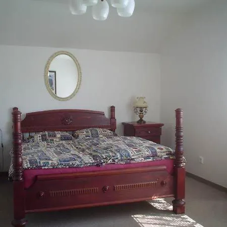 Garibaldi Guest house