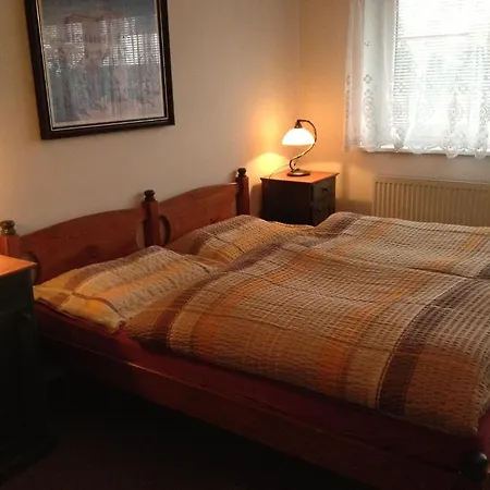 Garibaldi Guest house
