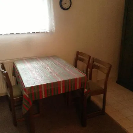 Garibaldi Guest house 2*