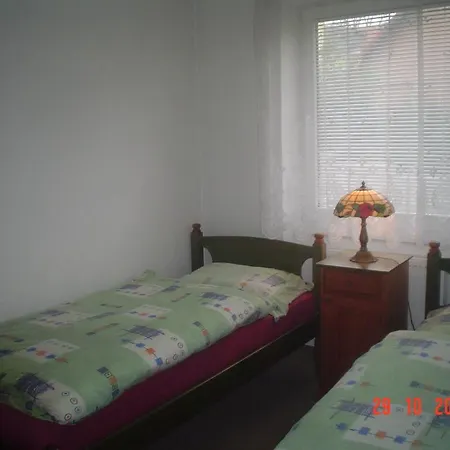 Garibaldi Guest house