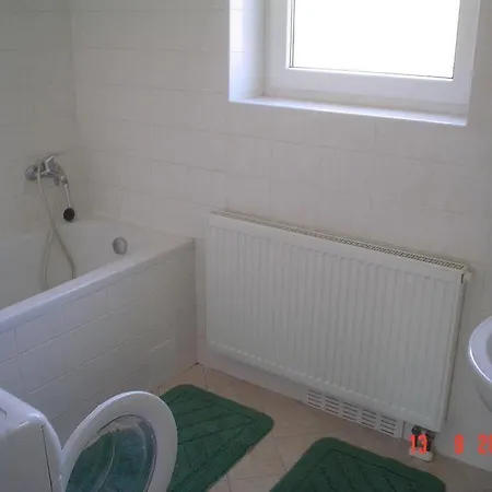 Guest house Garibaldi 2*